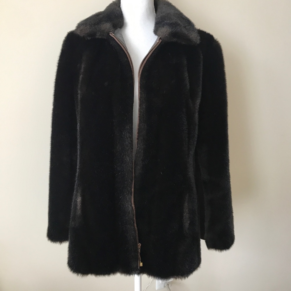 Vintage Style VI Ltd Faux Fur Coat With Suede